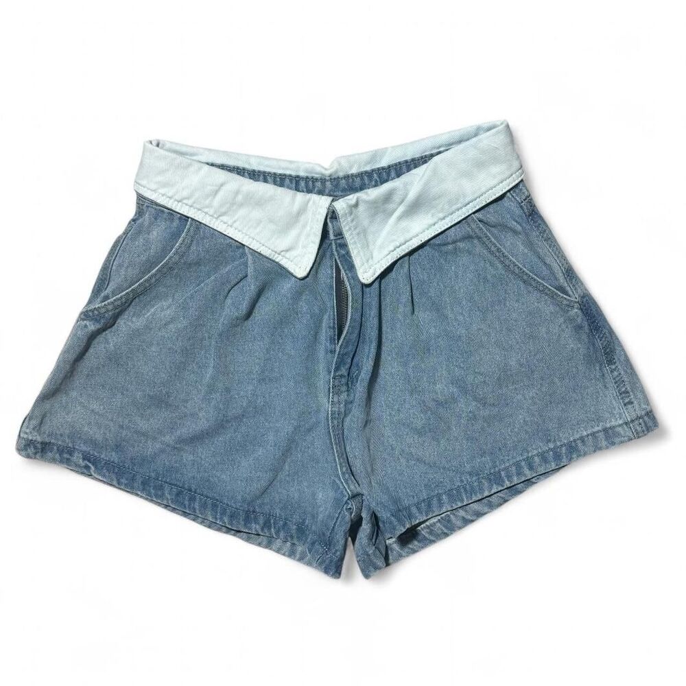 Kaylee Kollection Blue Denim Fold Over Shorts Women’s Size Medium